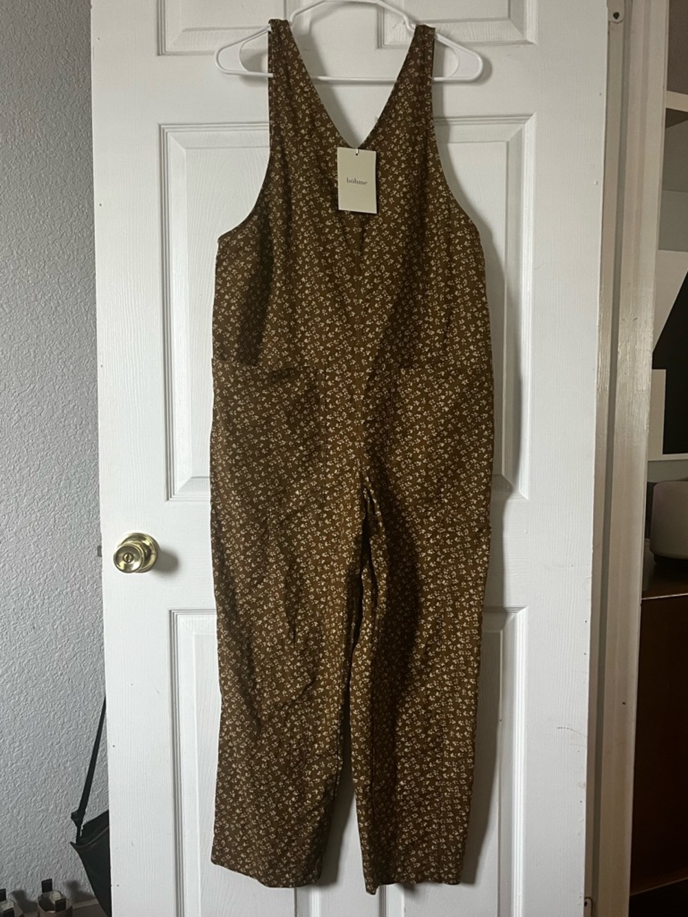 100% cotton Böhme Utility Jumpsuit with Wide adjustable Straps and pockets - Picture 2 of 11